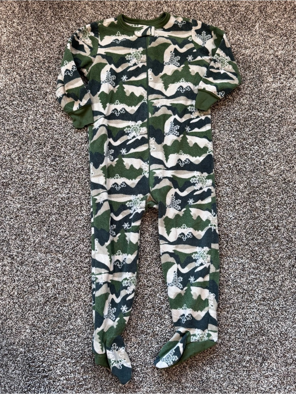 Old Navy Green Camo Fleece Footed Pajamas
